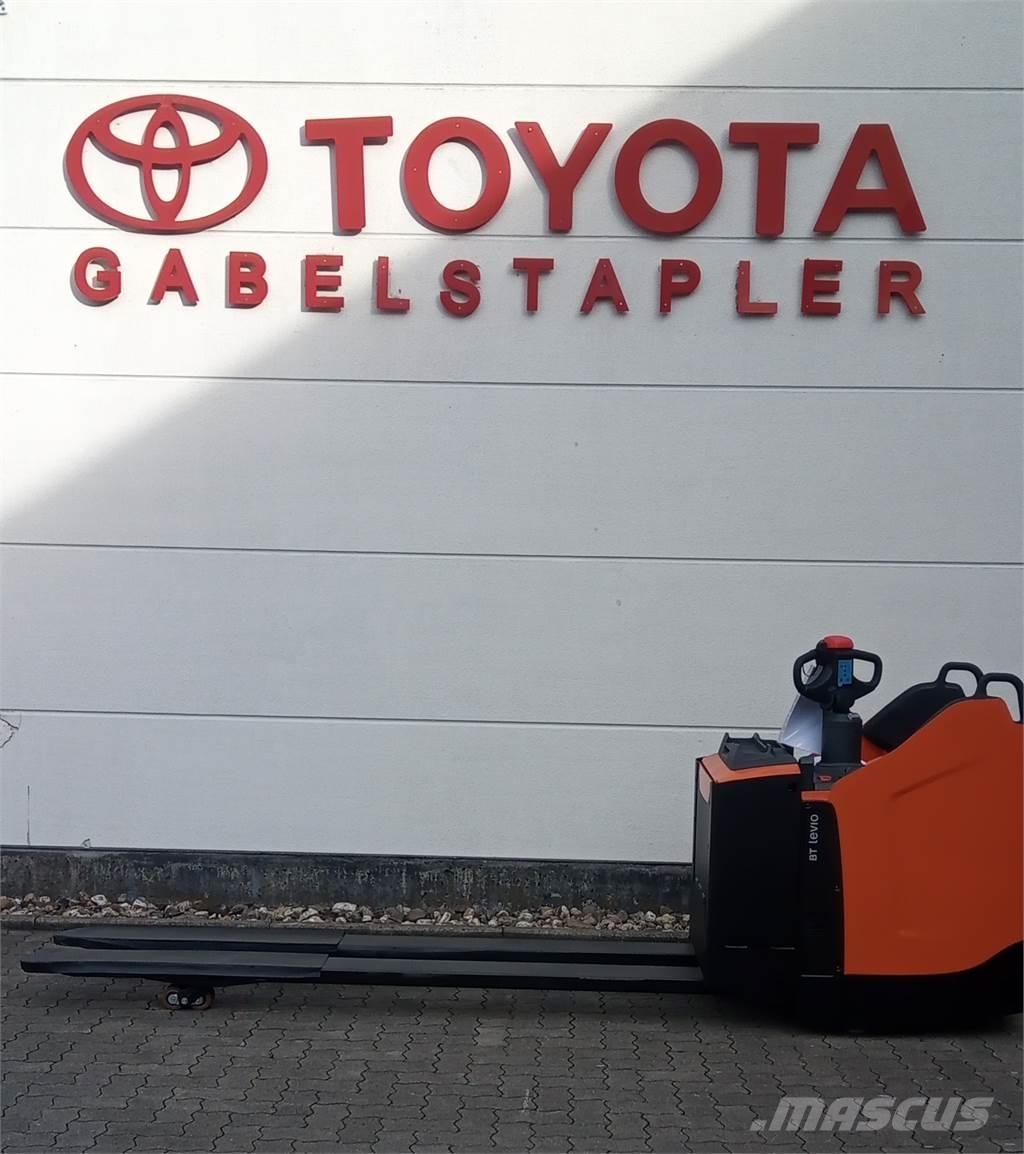 Toyota LPE 250 Zemie palešu pacēlāji