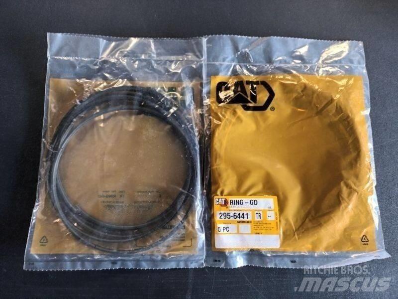 CAT RING 295-6441 Dzinēji