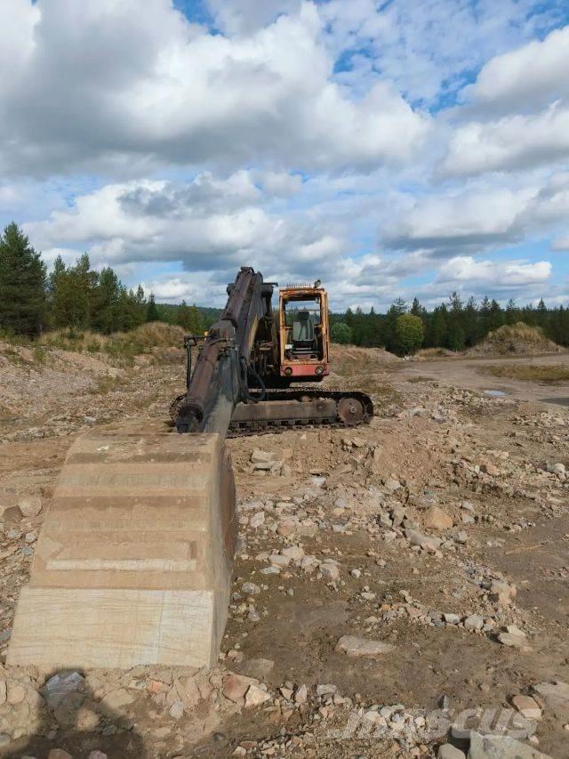 Åkerman 16 Kāpurķēžu ekskavatori
