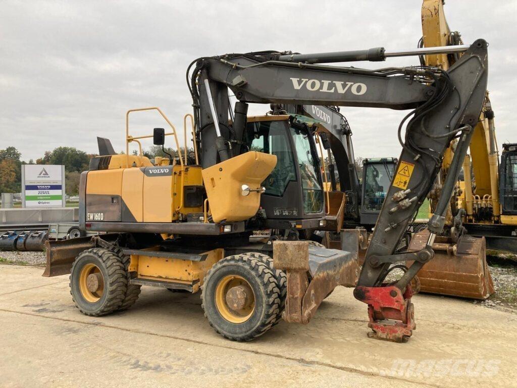 Volvo EW160D Ekskavatori uz riteņiem