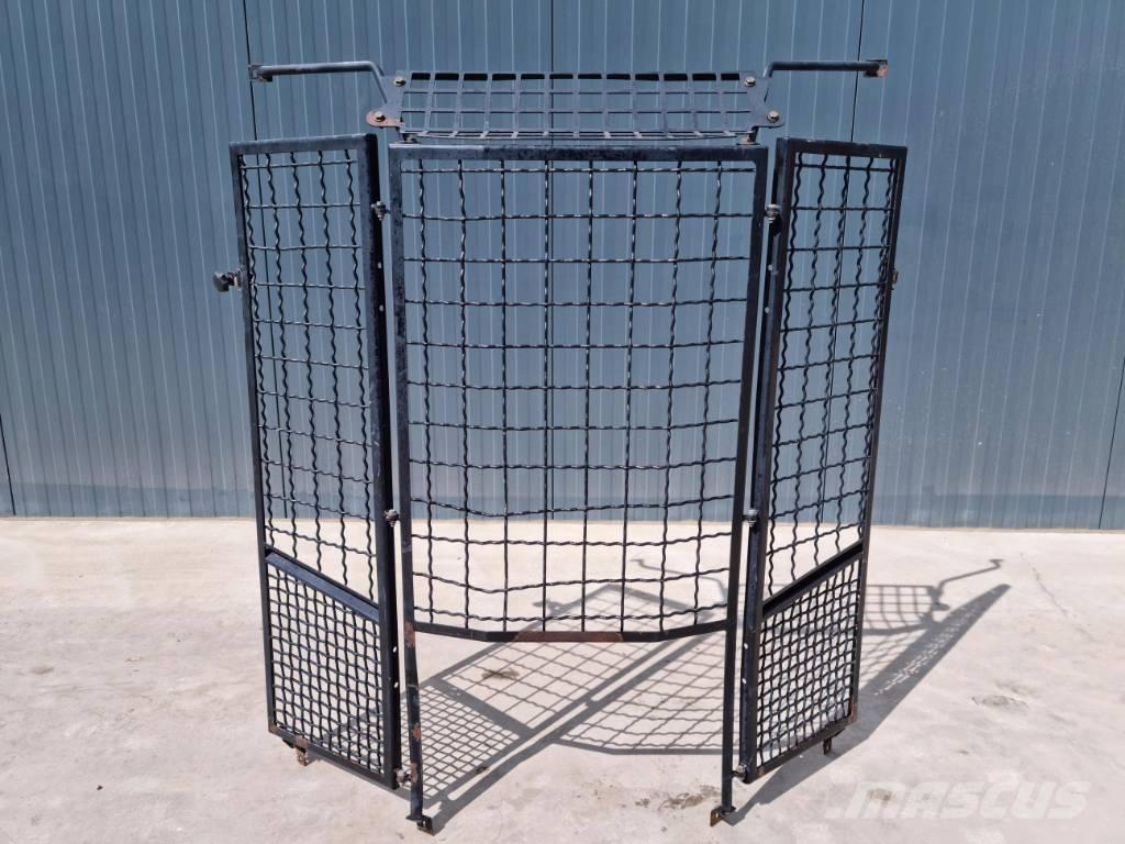 CAT 938K / 938M Kabīnes un interjers