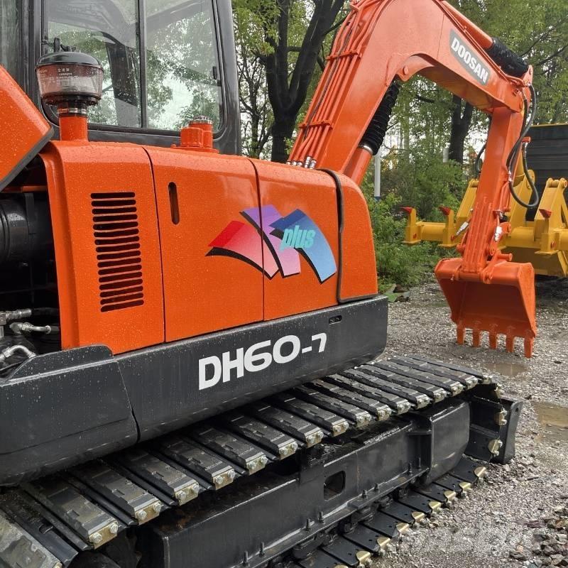 Doosan DH 60 Mini ekskavatori < 7 t