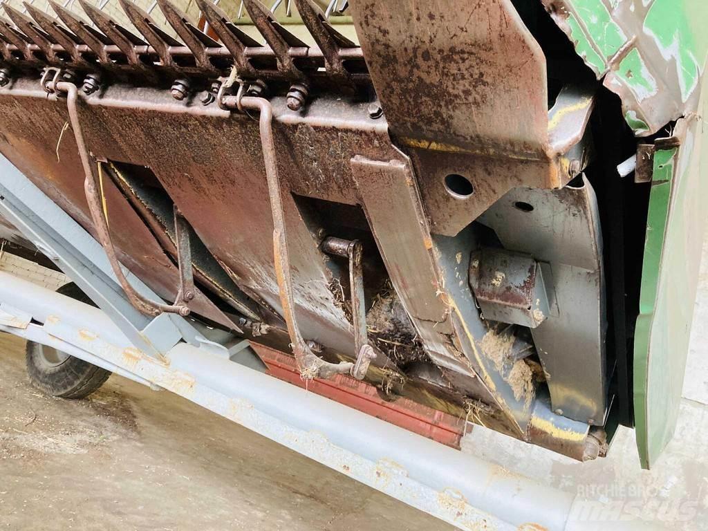 Fendt 8300 AL Ražas novākšanas kombaini