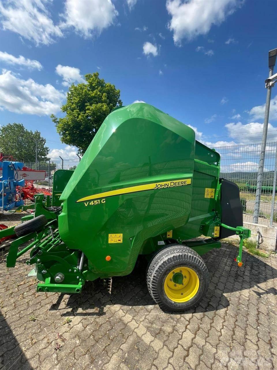 John Deere V451G Rituļu preses