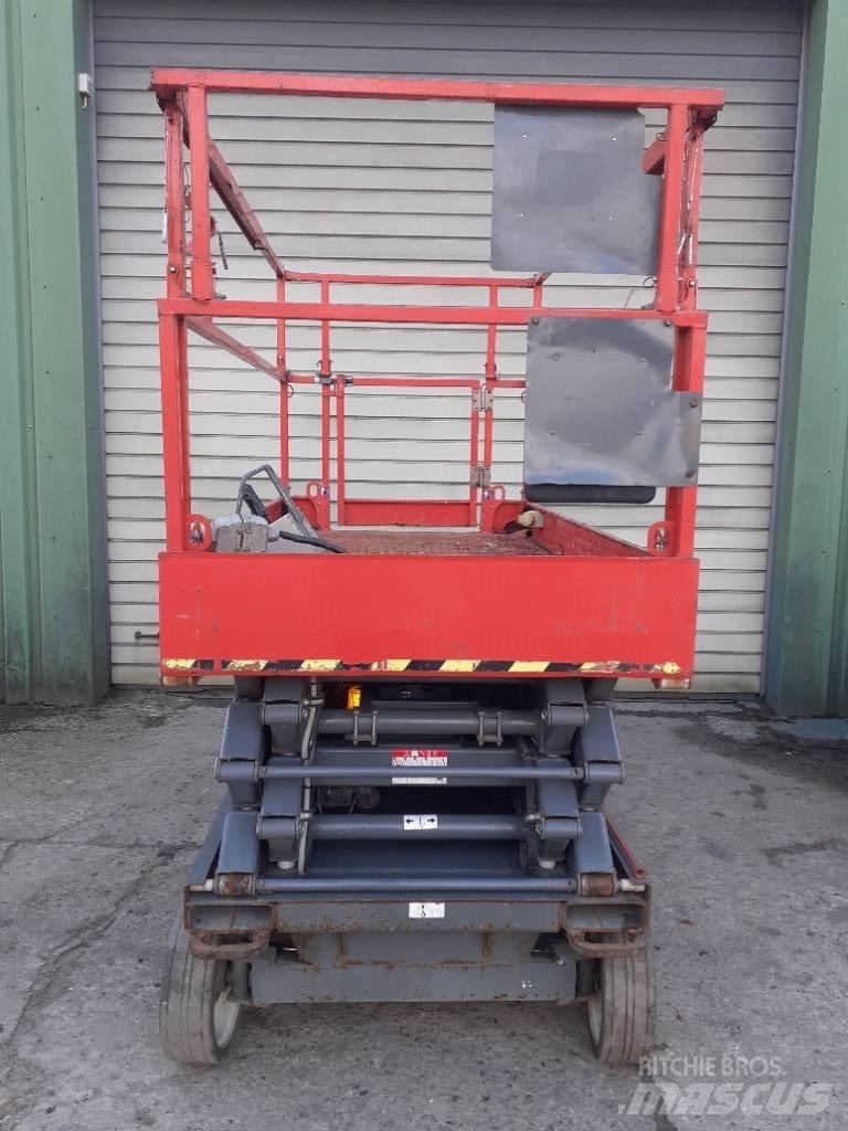 SkyJack SJ 4626 Šķerveida pacēlāji