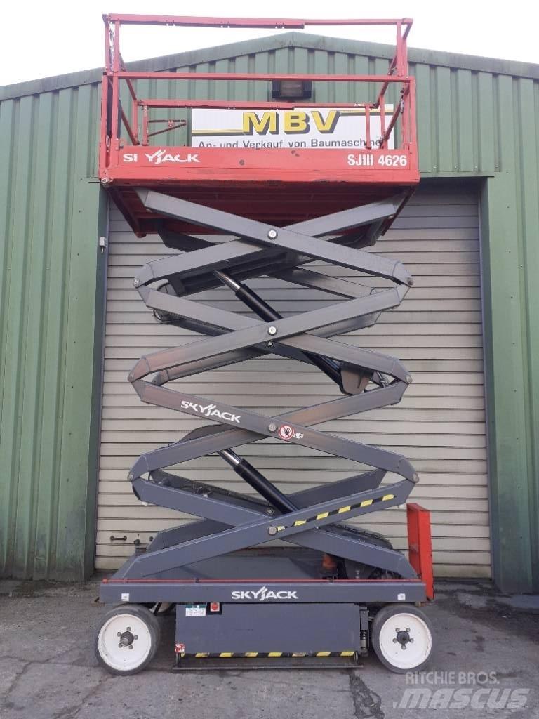 SkyJack SJ 4626 Šķerveida pacēlāji