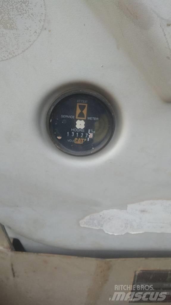 CAT 375 L ME Kāpurķēžu ekskavatori