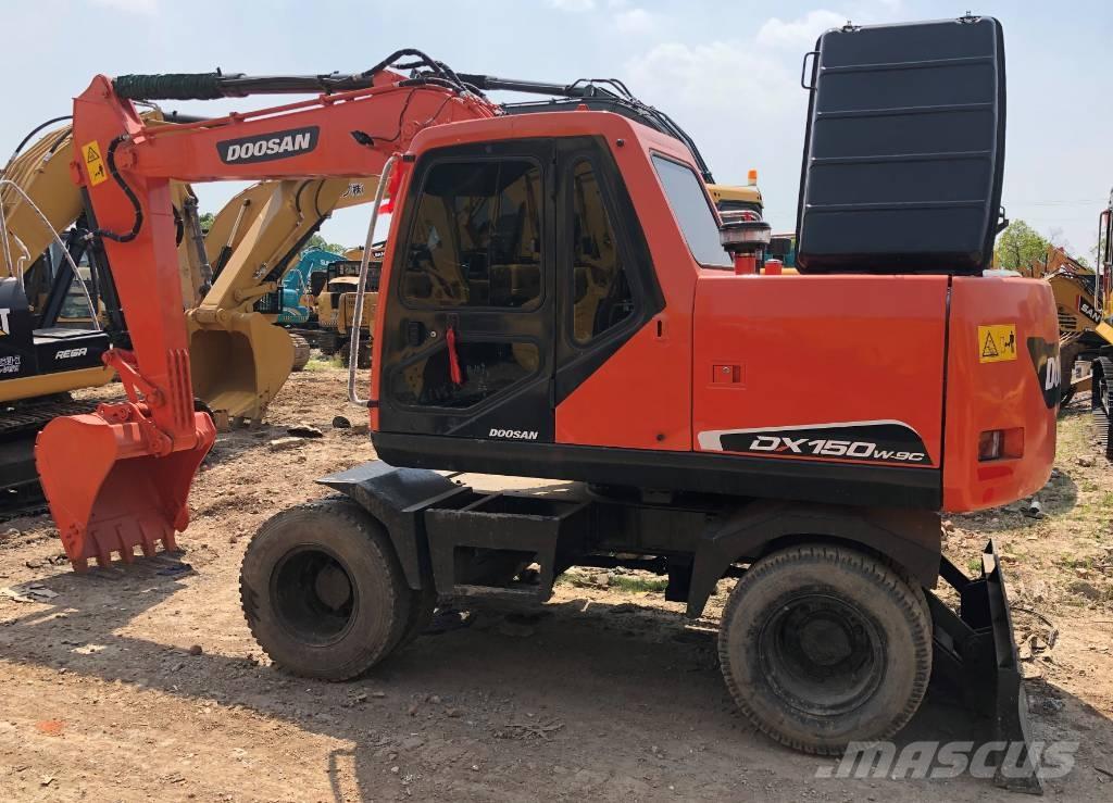 Doosan DX150W Kāpurķēžu ekskavatori