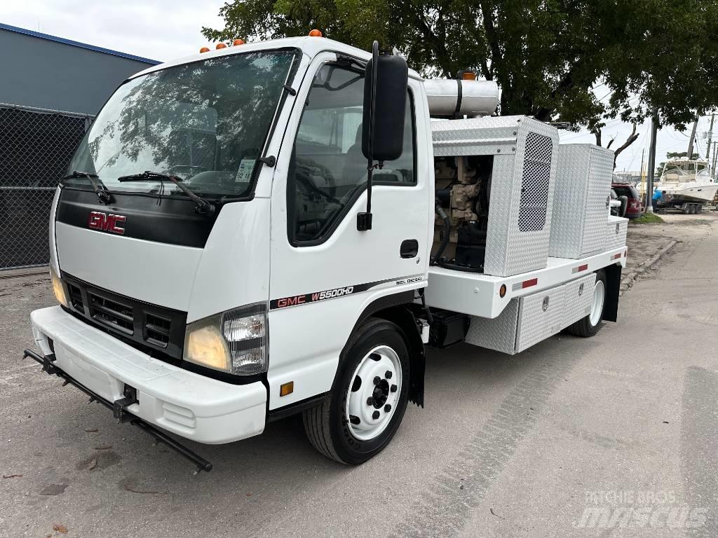 GMC W 5500 HD Kombinētās vakumsūkņa mašīnas