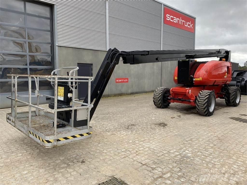 JLG 800AJ Strēles pacēlāji
