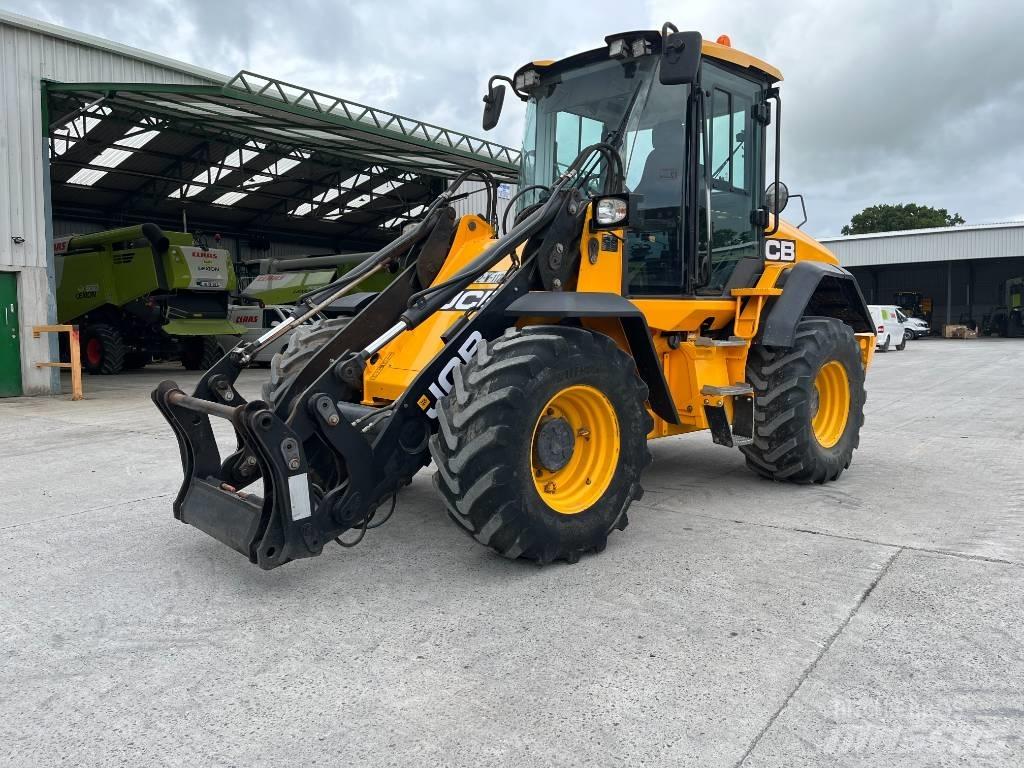 JCB 413 S Iekrāvēji uz riteņiem