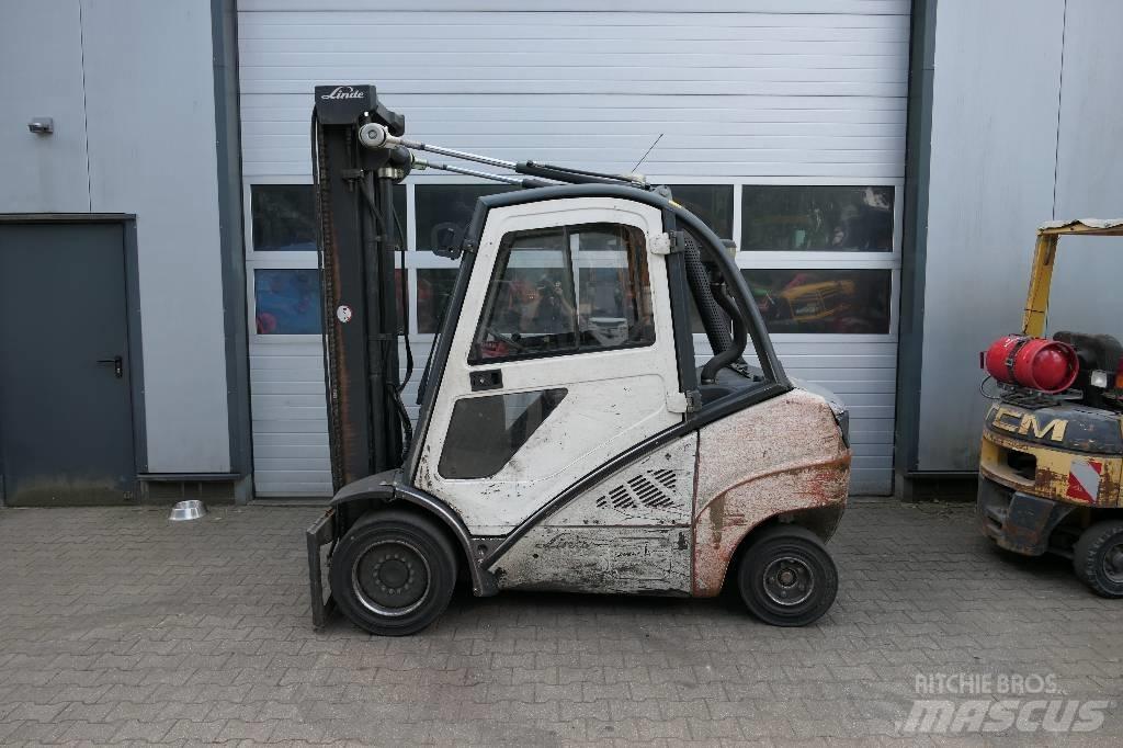 Linde H 35 D - 01 Tehnika ar dīzeļa dzinēju