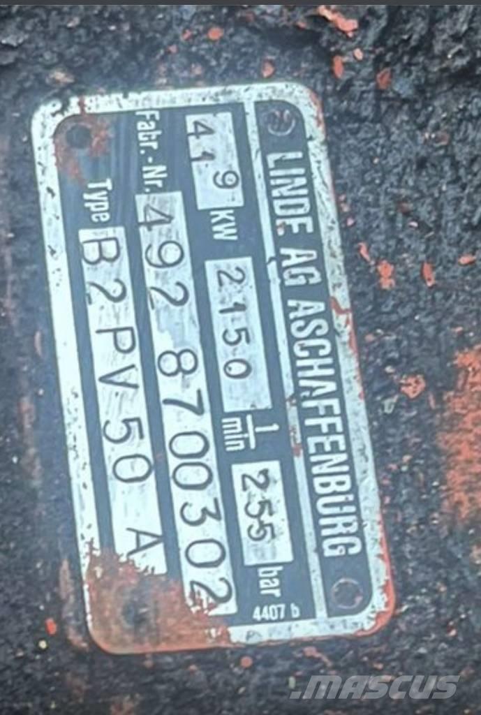 Atlas 1302 E Ekskavatori uz riteņiem