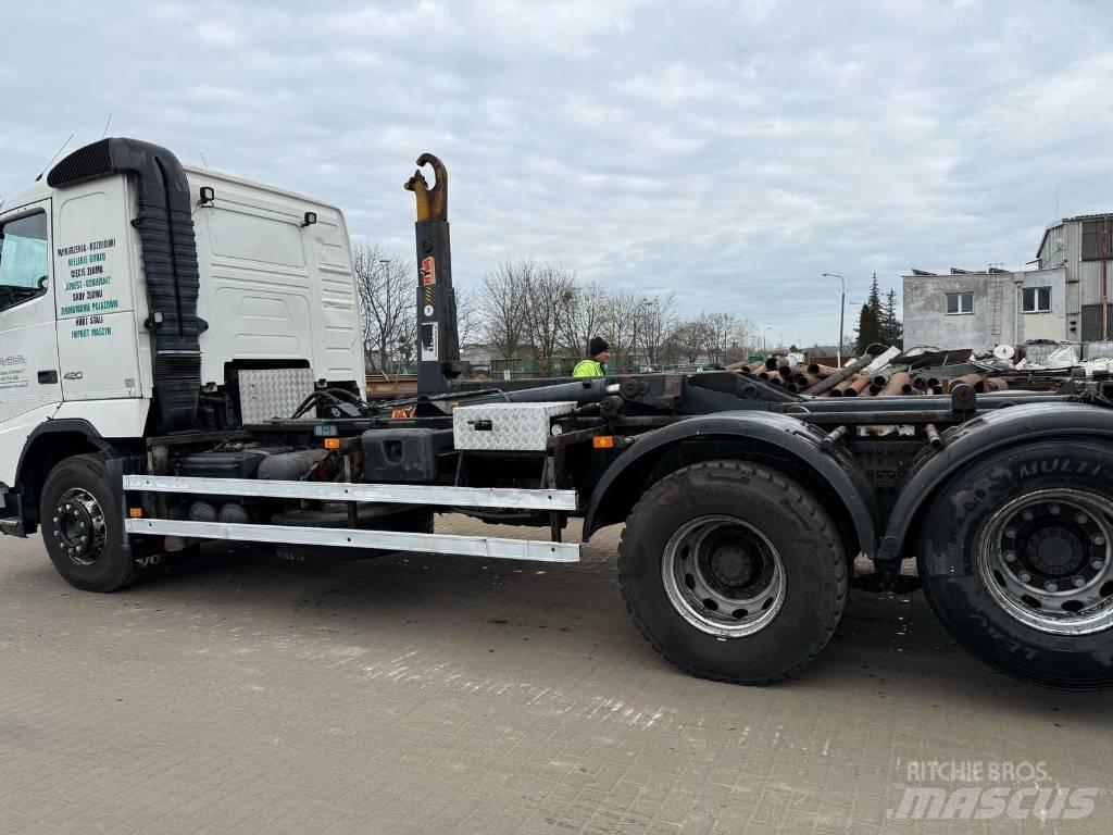 Volvo FH 12 420 Treileri ar āķi