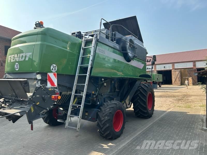 Fendt 5225 E Ražas novākšanas kombaini