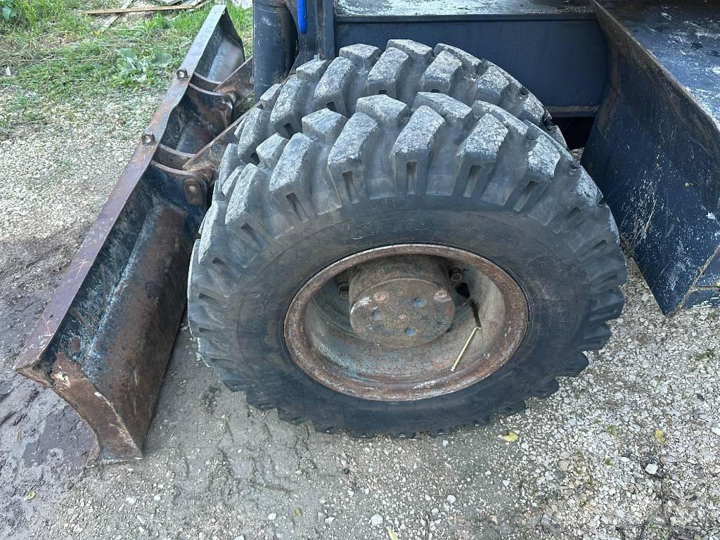 Komatsu PW 160-7E0 Ekskavatori uz riteņiem