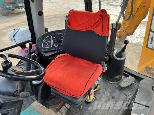 JCB 3 CX Ekskavatori-iekrāvēji