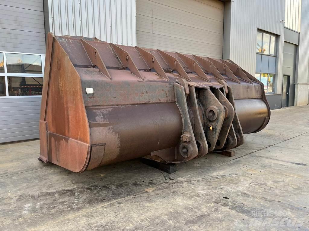 CAT 990 Bucket Kausi
