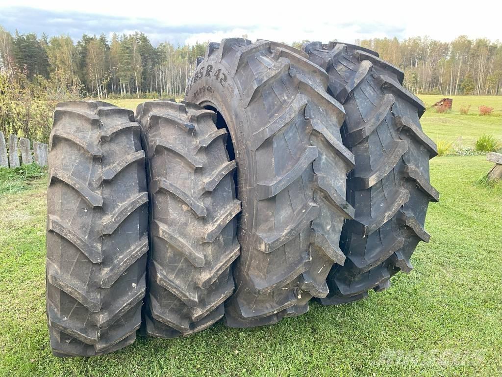 Trelleborg TM 600 Riepas, riteņi un diski
