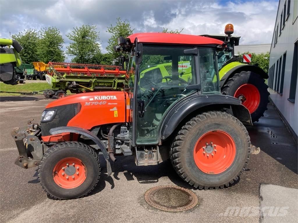 Kubota M7040 Kompaktie traktori