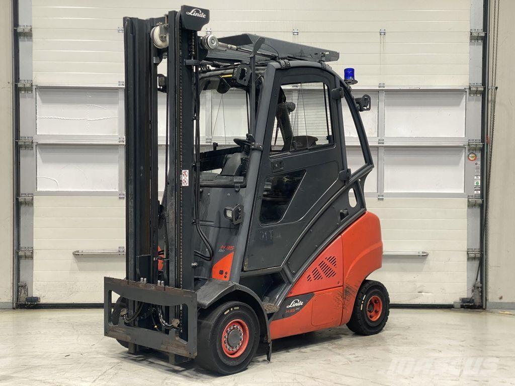 Linde H35D-02 Tehnika ar dīzeļa dzinēju