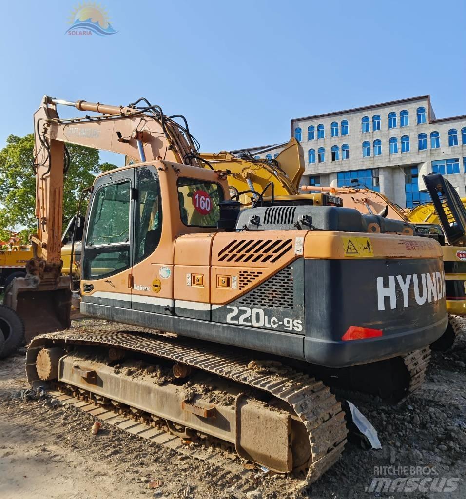 Hyundai R220LC-9S Kāpurķēžu ekskavatori