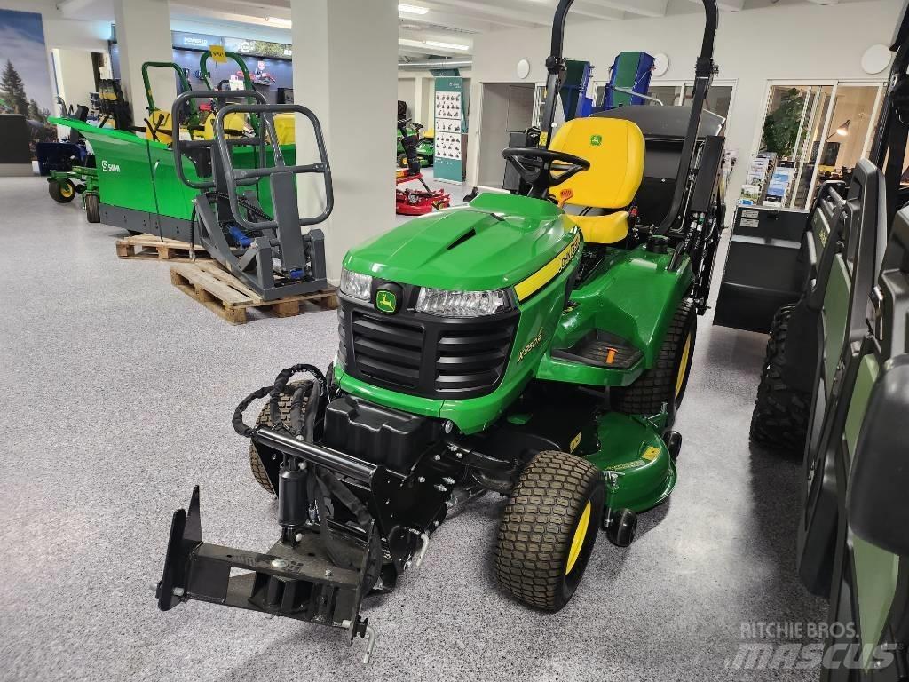 John Deere 950R Mauriņa traktors