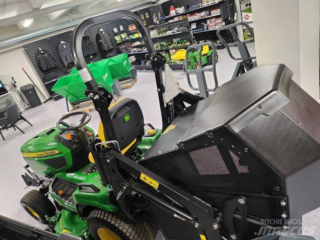 John Deere 950R Mauriņa traktors