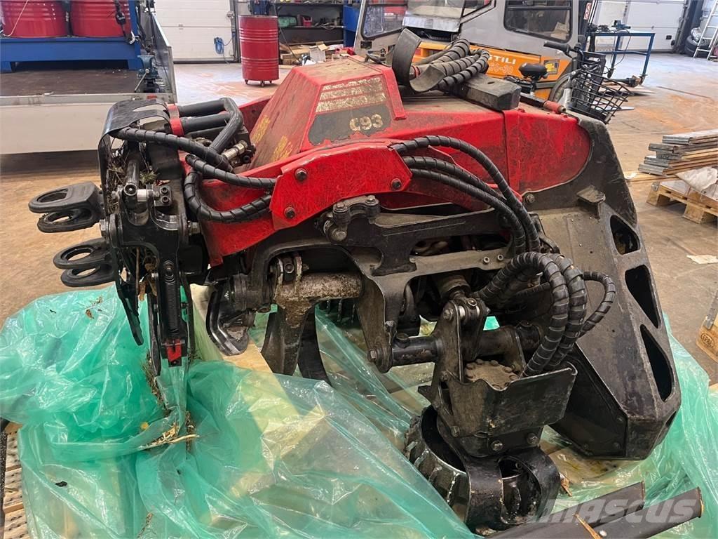 Komatsu C93 Hārvesteru kausi