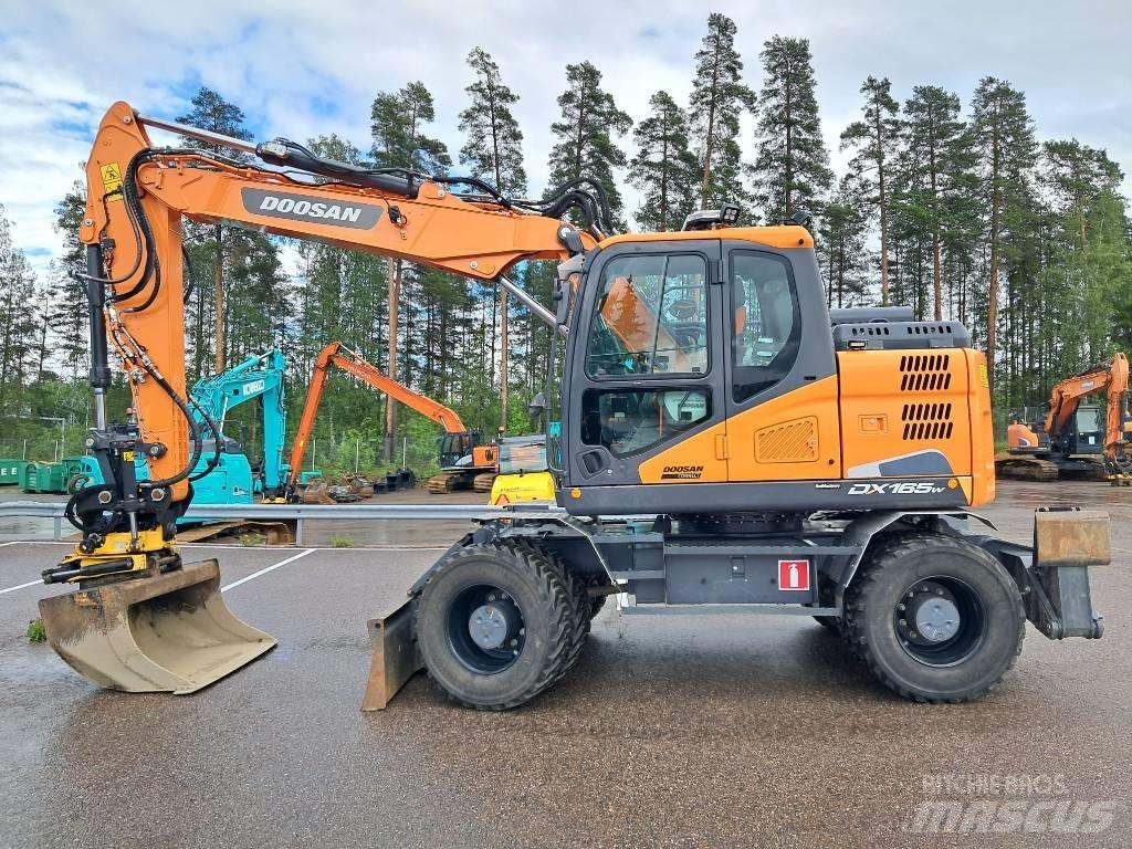 Doosan DX 165 W-5 Ekskavatori uz riteņiem