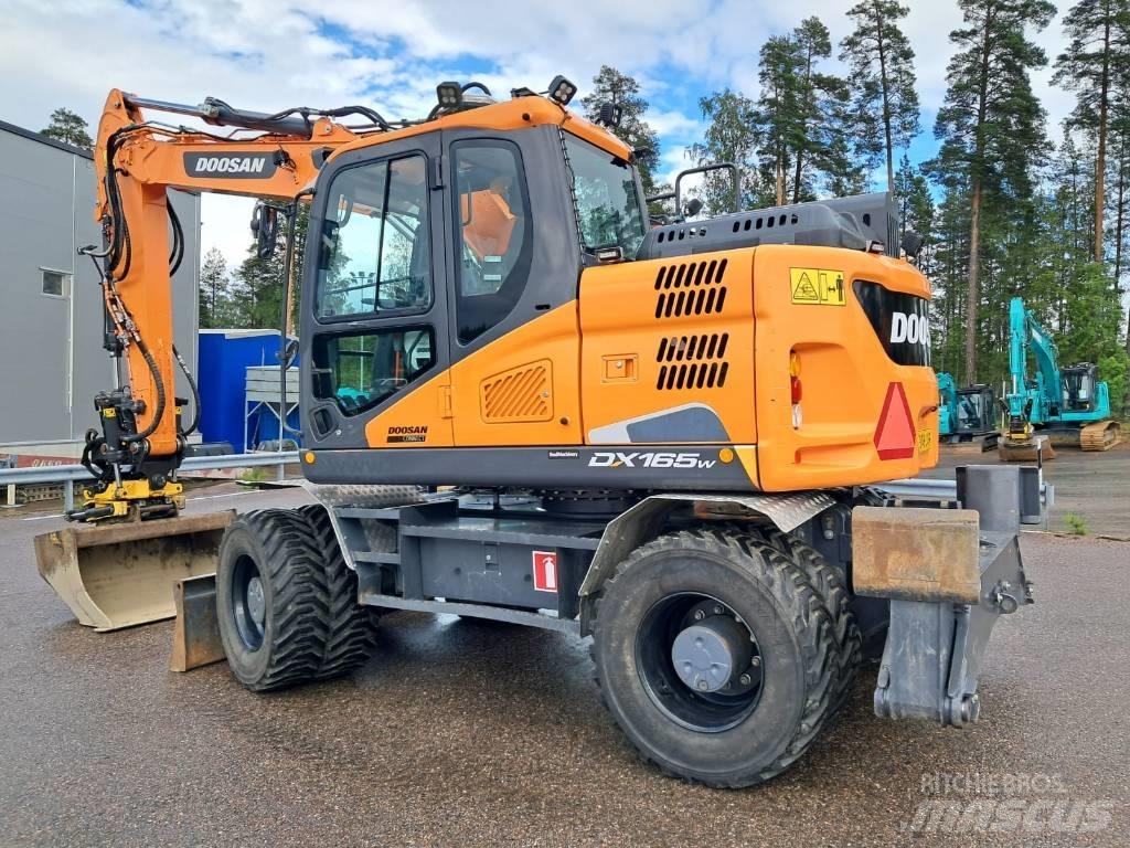 Doosan DX 165 W-5 Ekskavatori uz riteņiem