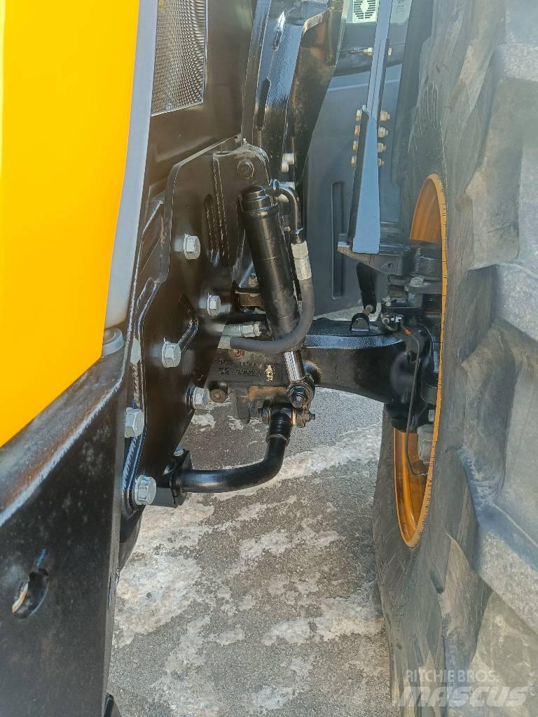 JCB 4220 Traktori