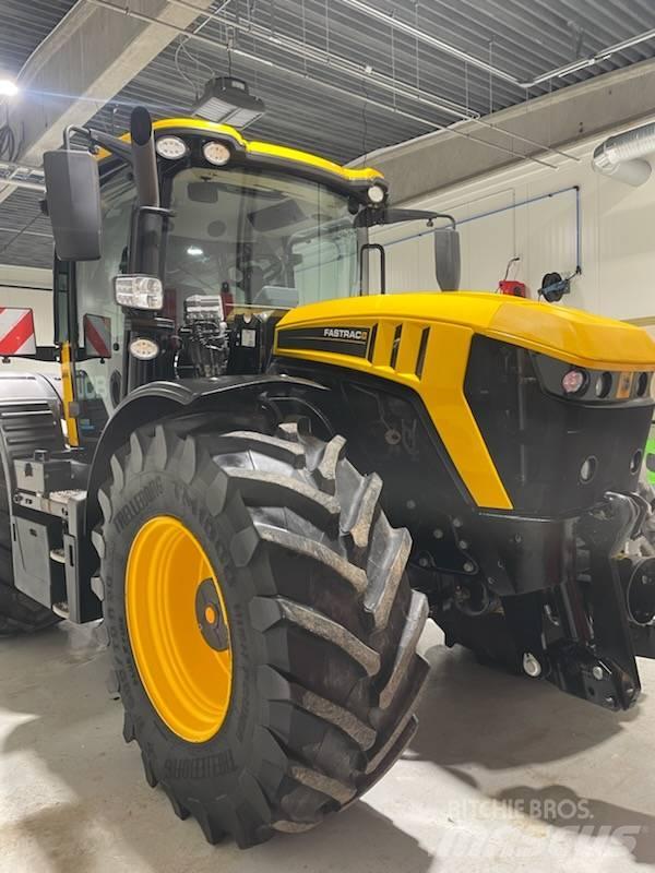 JCB 4220 Traktori