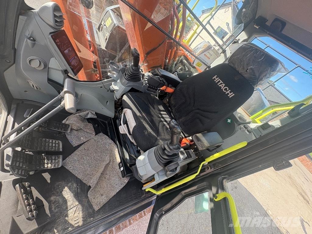 Hitachi ZX 210 LC-7 Kāpurķēžu ekskavatori