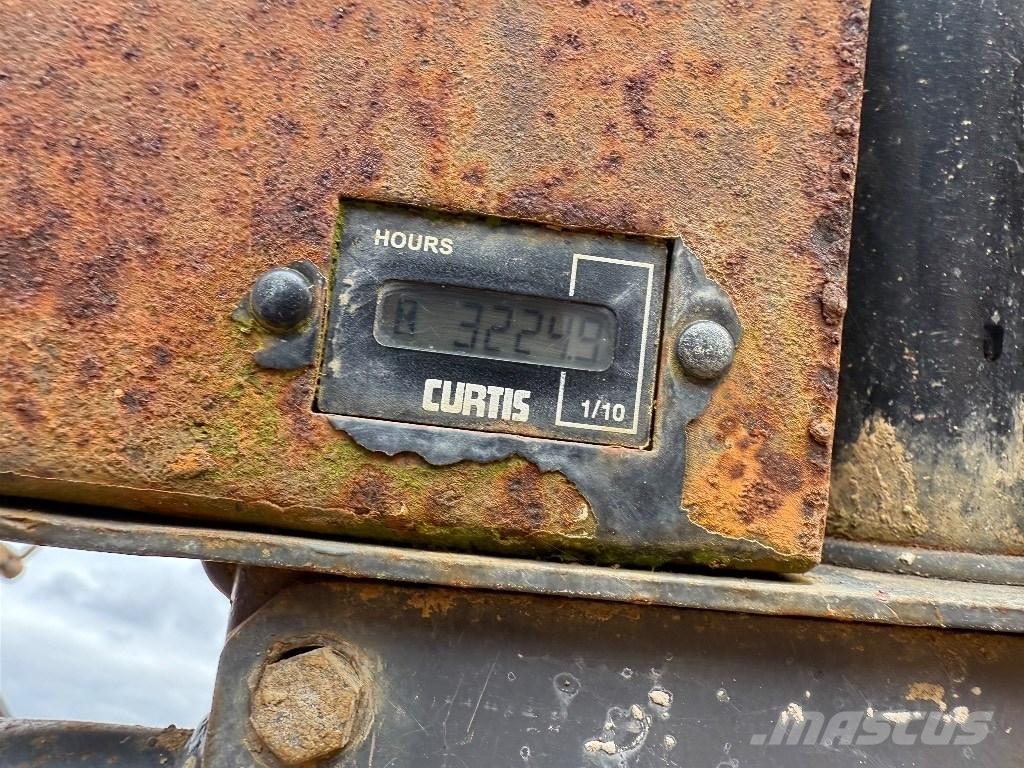 Terex TA9 Mini pašizgāzēji