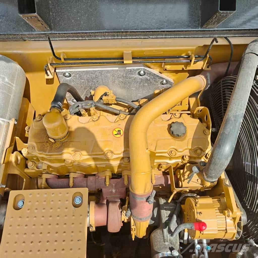 CAT 329 D Kāpurķēžu ekskavatori