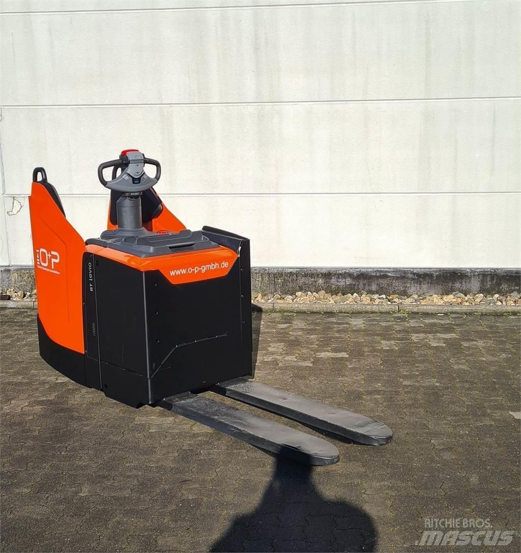 Toyota LPE 250 Zemie palešu pacēlāji