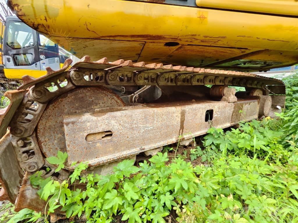 Komatsu PC 70-8 Kāpurķēžu ekskavatori
