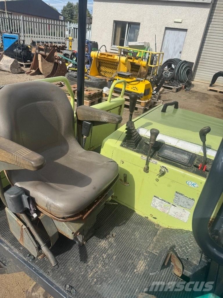 Yanmar C 30 Kāpurķēžu pašizkrāvējs
