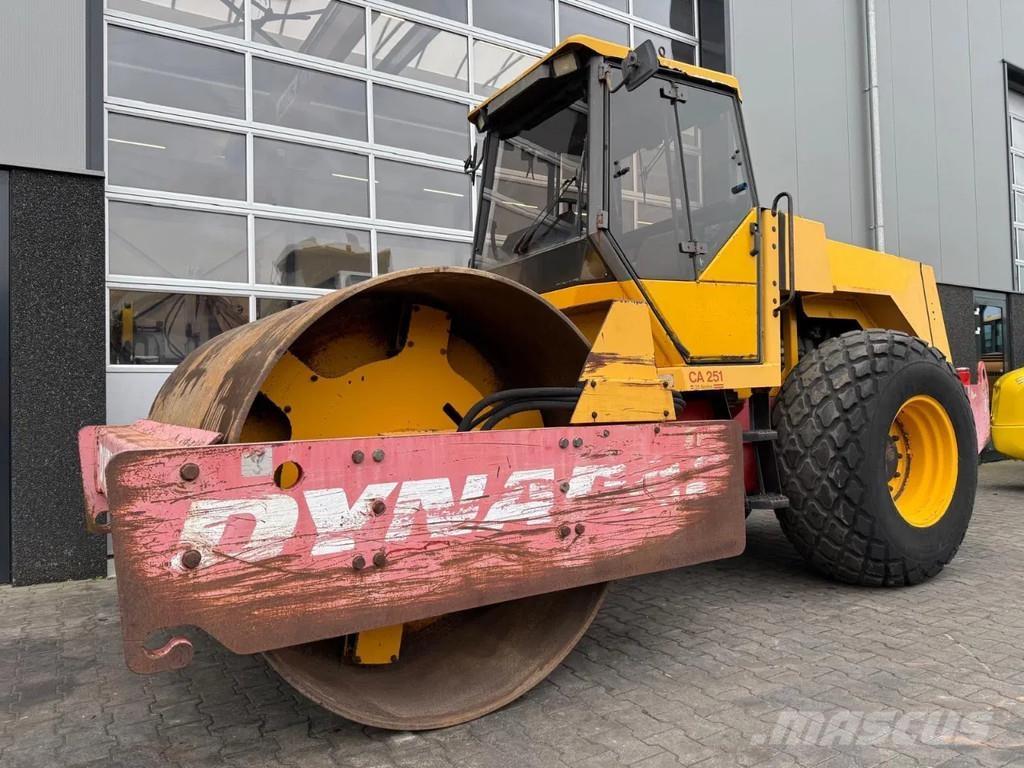Dynapac CA251D Citi veltņi