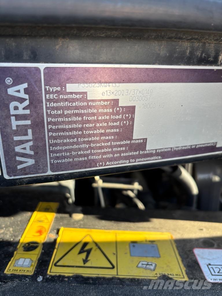 Valtra S 293 Traktori