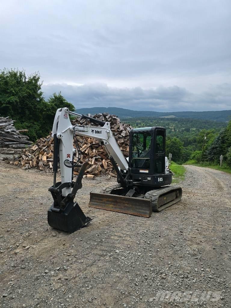Bobcat E45 Mini ekskavatori < 7 t