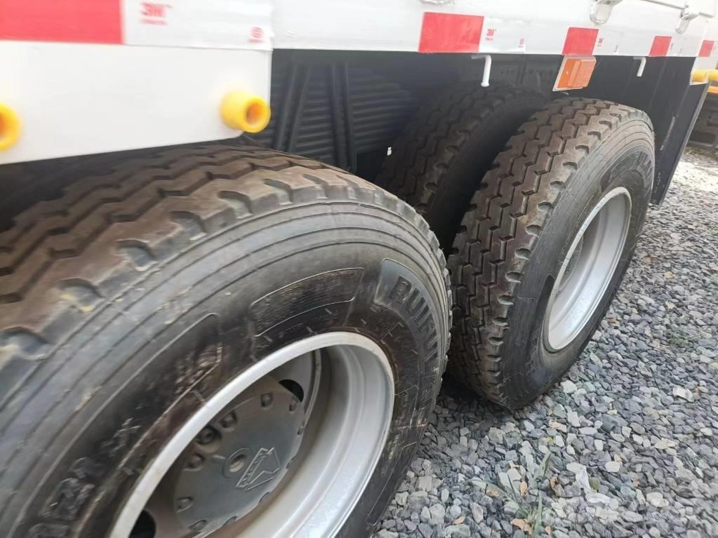 Howo 371 Pacēlāji, vinčas un materiālu lifti