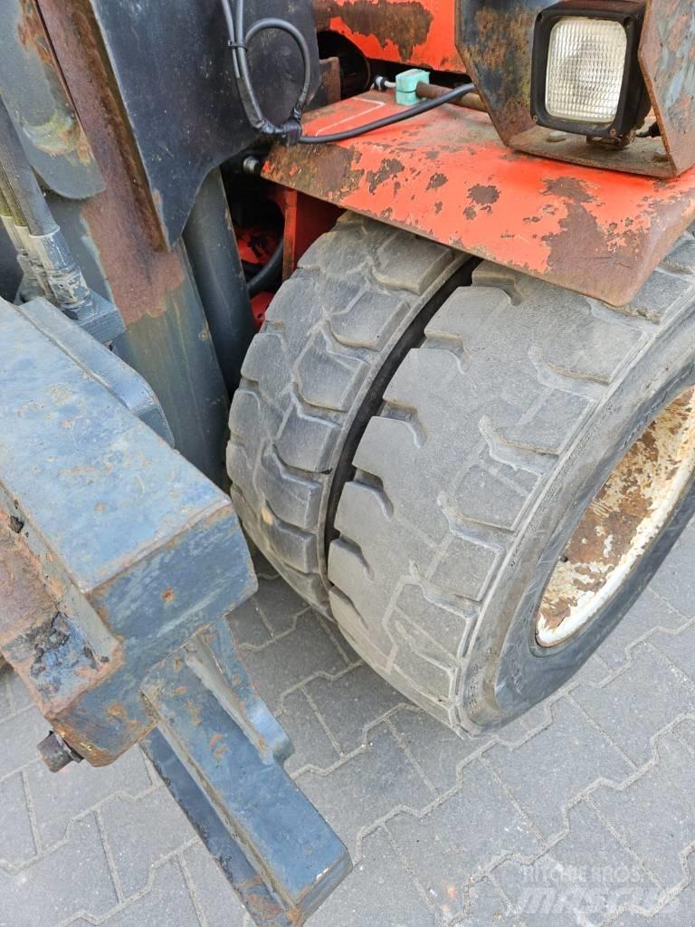 Kalmar DC 8-600 Tehnika ar dīzeļa dzinēju