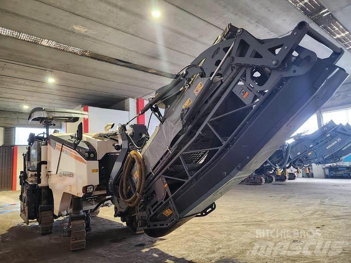 Wirtgen W130CFi Akmens/betona mašīnas