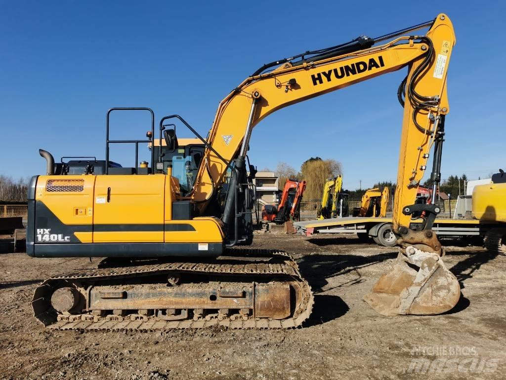 Hyundai HX140 LC Kāpurķēžu ekskavatori