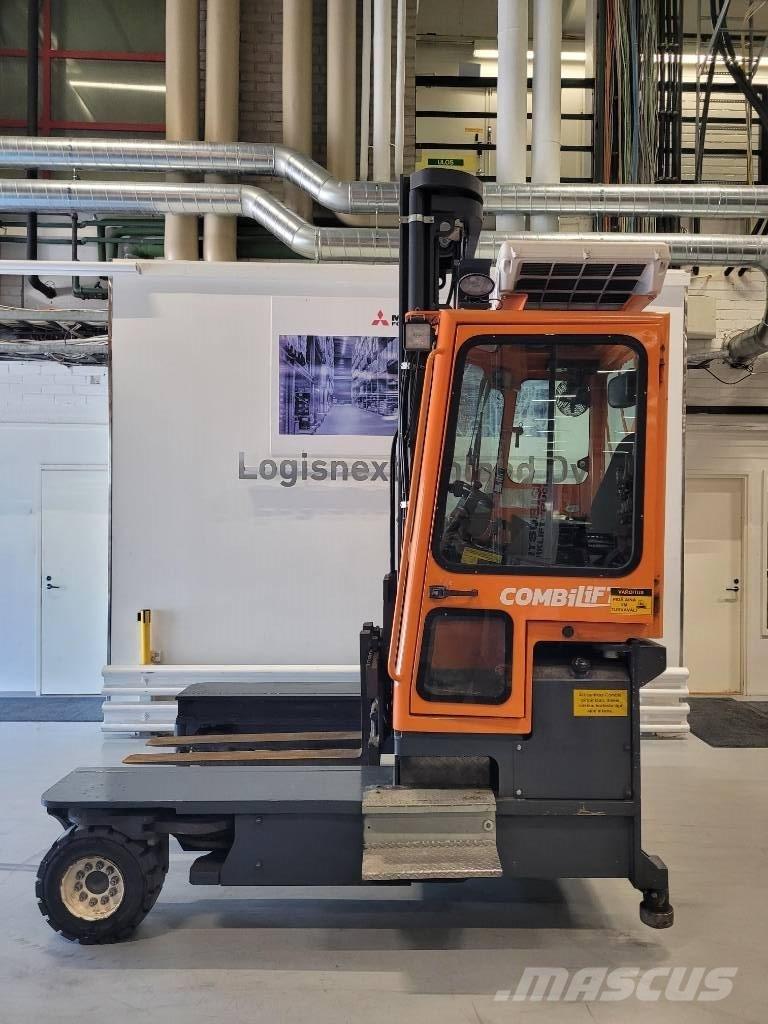 Combilift C 4000 Četru virzienu krāvēji