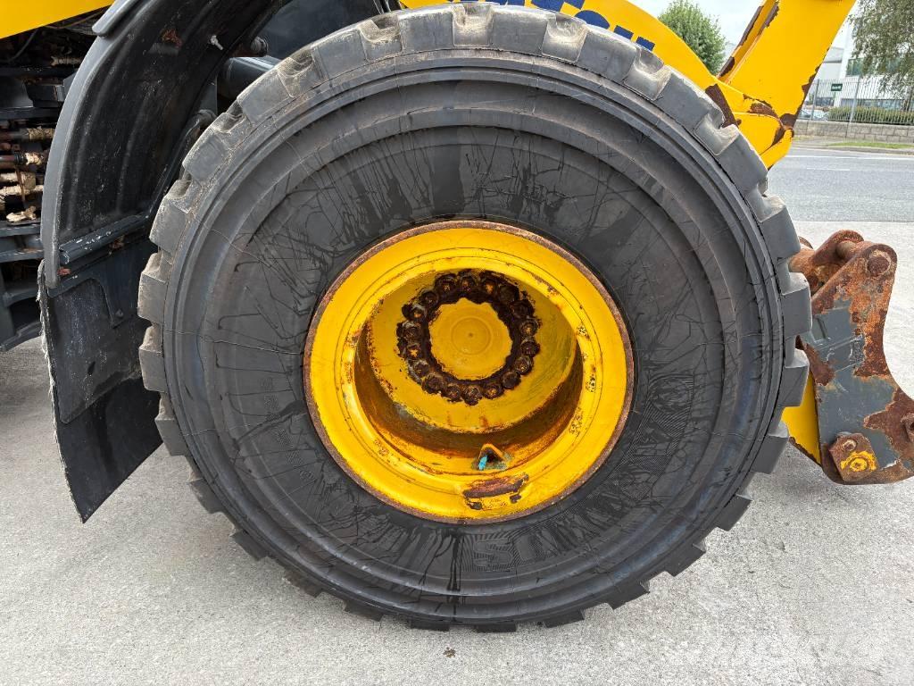 Komatsu WA380-8 Iekrāvēji uz riteņiem