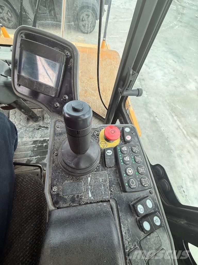 CAT CS 68 B Vienvalča grunts veltņi