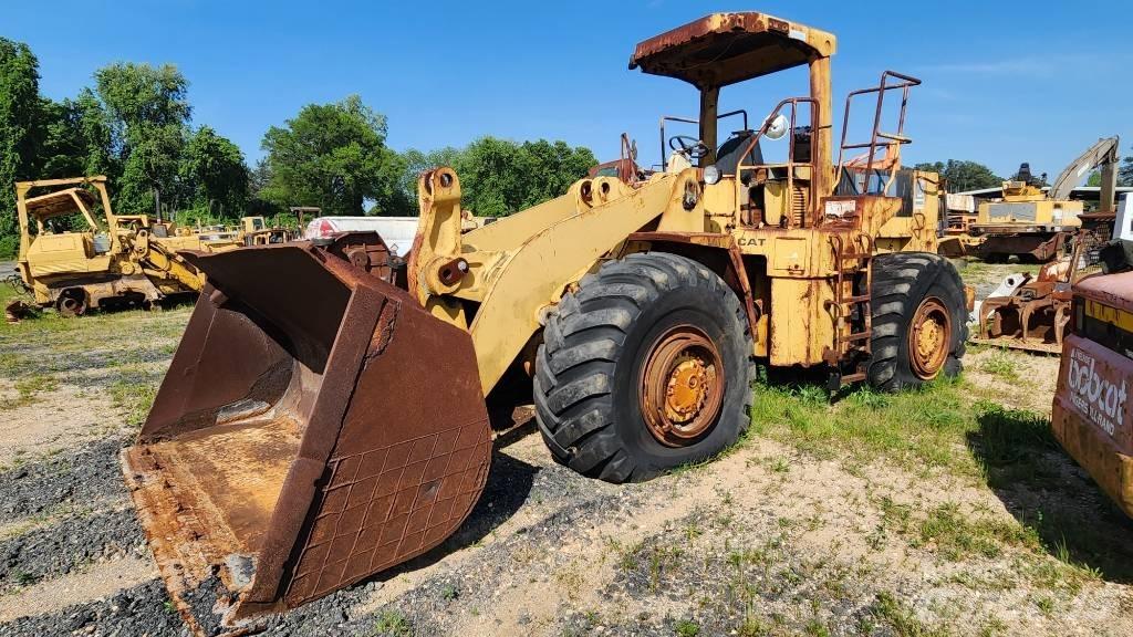 CAT 966 D Iekrāvēji uz riteņiem